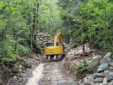 Sanacijska obnova vodotokov in hudournikov po poplavah (11)